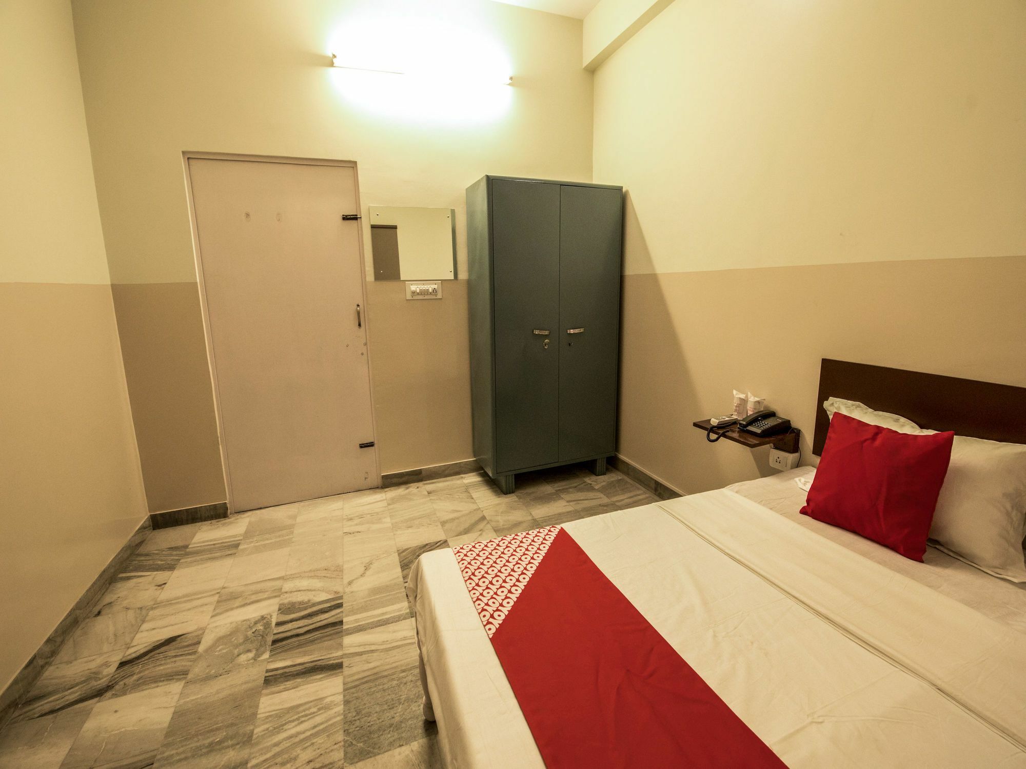 Oyo 13790 Hotel Satya Regency Джайпур Екстериор снимка