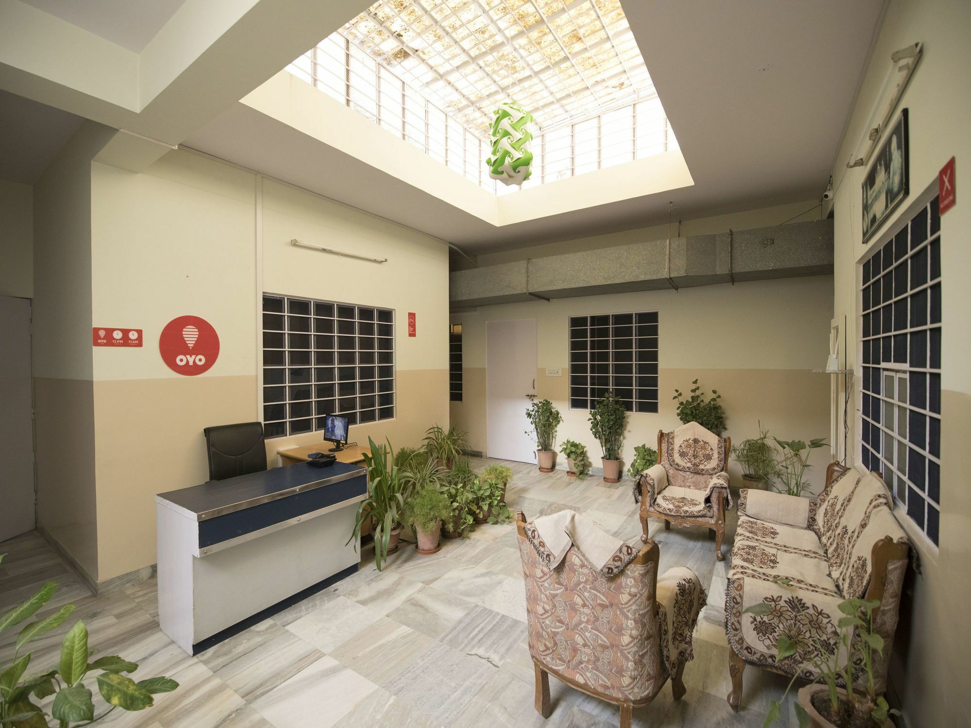 Oyo 13790 Hotel Satya Regency Джайпур Екстериор снимка