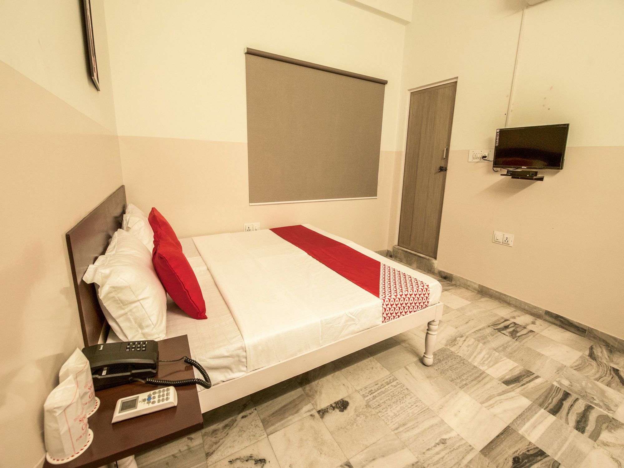 Oyo 13790 Hotel Satya Regency Джайпур Екстериор снимка