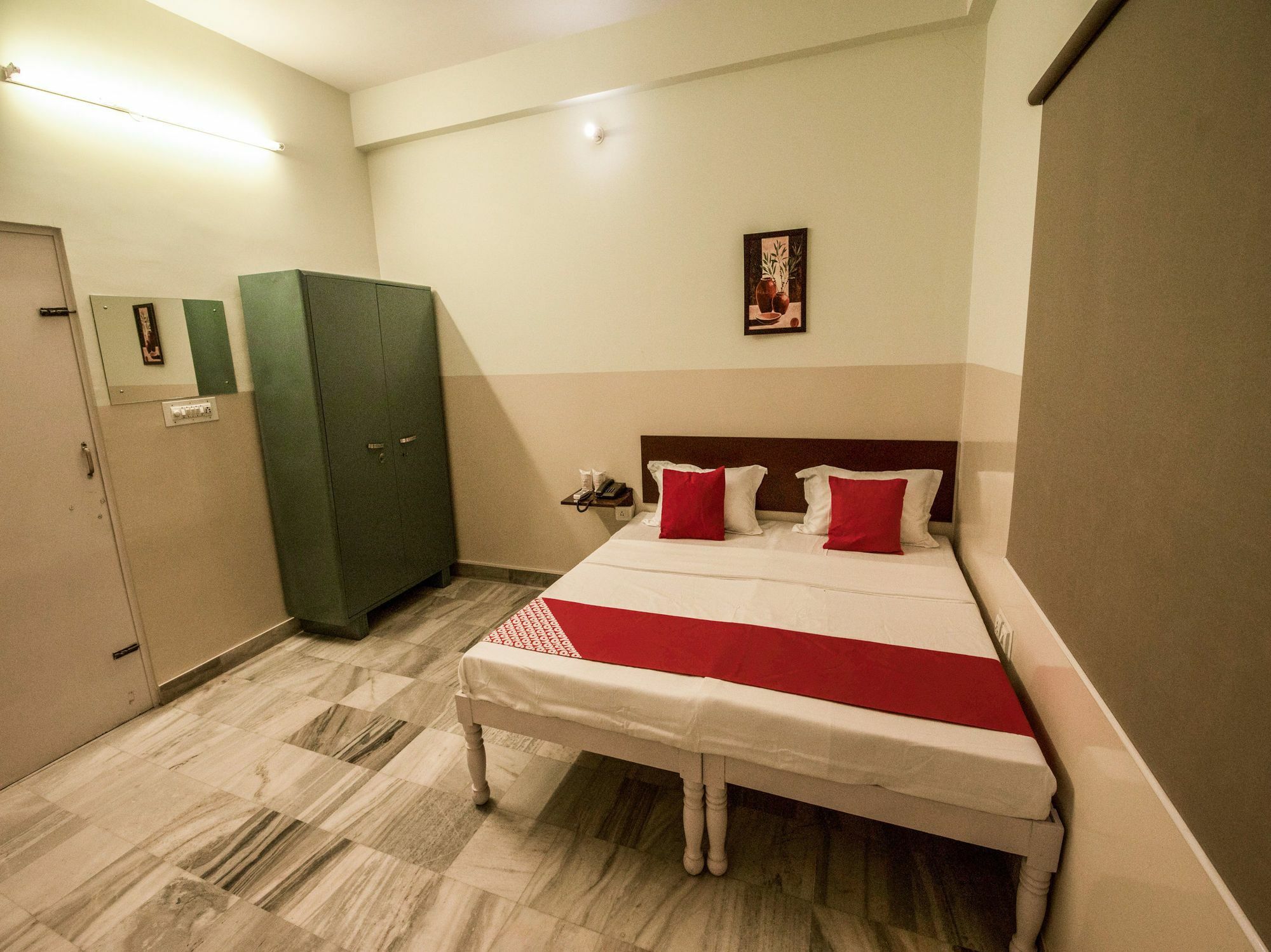 Oyo 13790 Hotel Satya Regency Джайпур Екстериор снимка